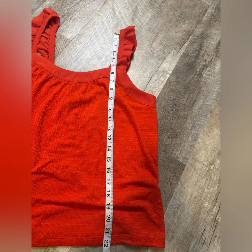 Banana Republic size MEDIUM red, ruffle ribbon strap top, seersucker feel - Picture 8 of 9